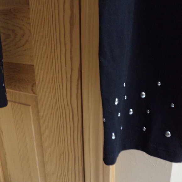 STYLE & Co. Plus Legging ~ Capris Length Black with Studs Accents at Base New - Picture 4 of 11